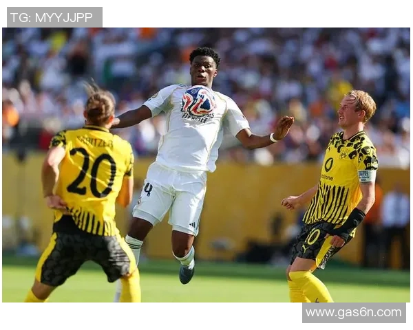 楚阿梅尼的崛起与挑战：探索年轻球员在国际足球舞台上的奋斗历程